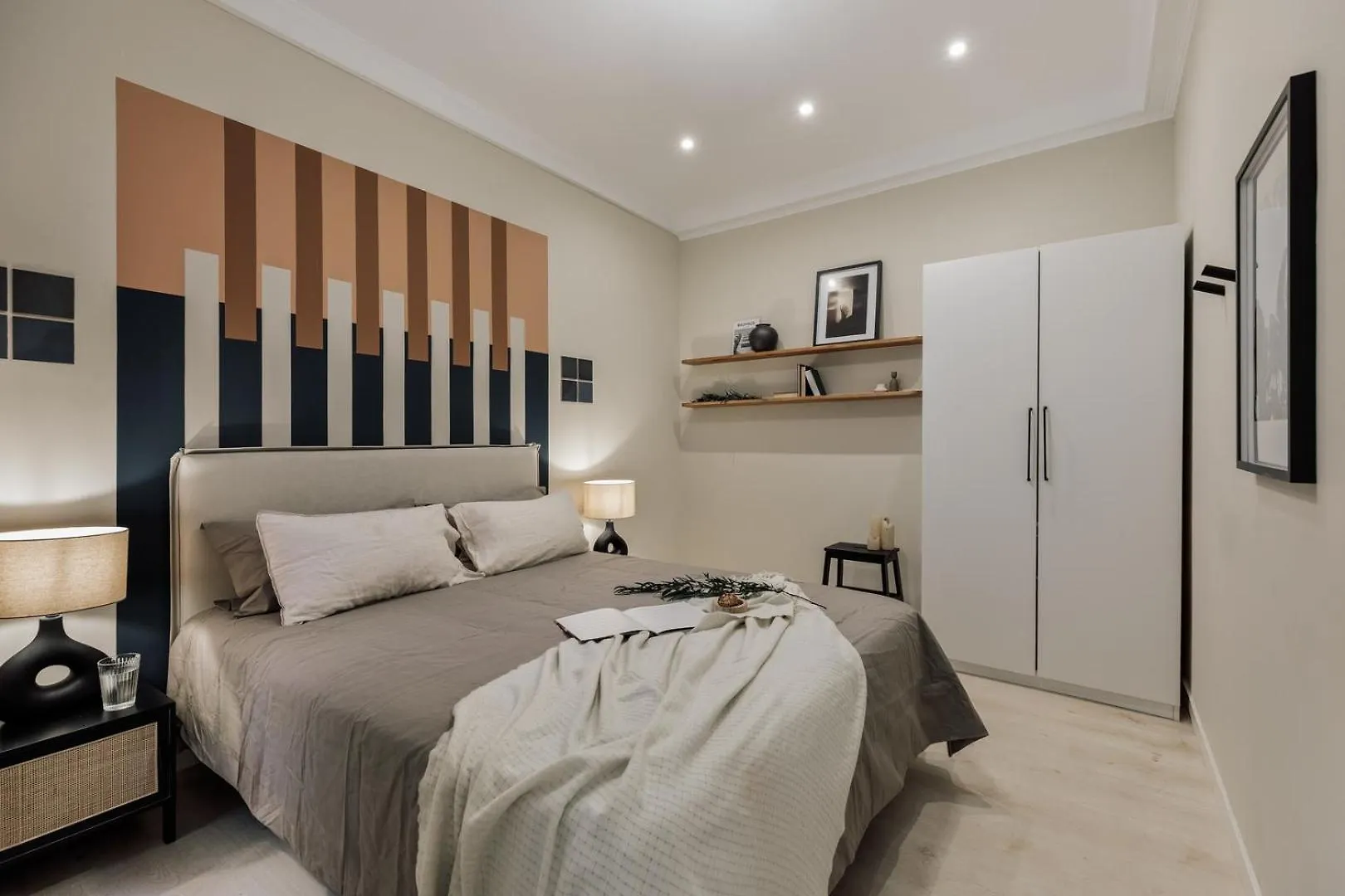 Lejlighed Cember - 3 Bedrooms And Patio In Sant Gervasi Barcelona