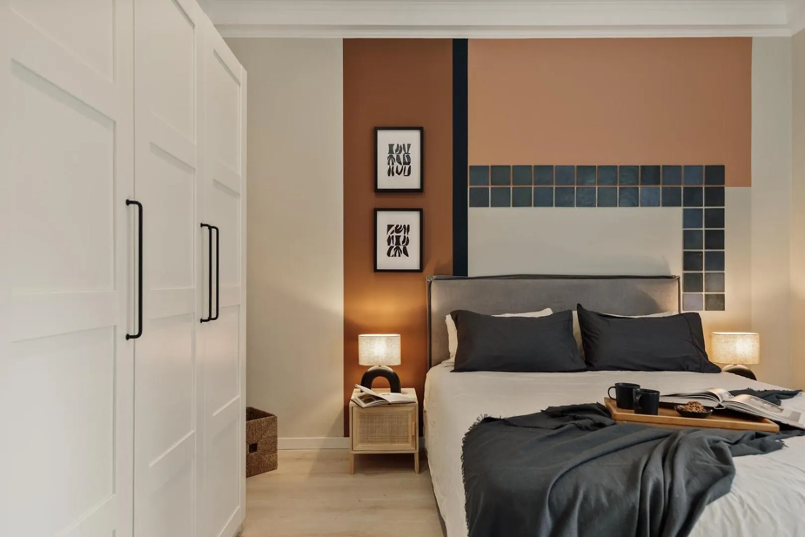 Cember - 3 Bedrooms And Patio In Sant Gervasi Barcelona 0*,  Spanien