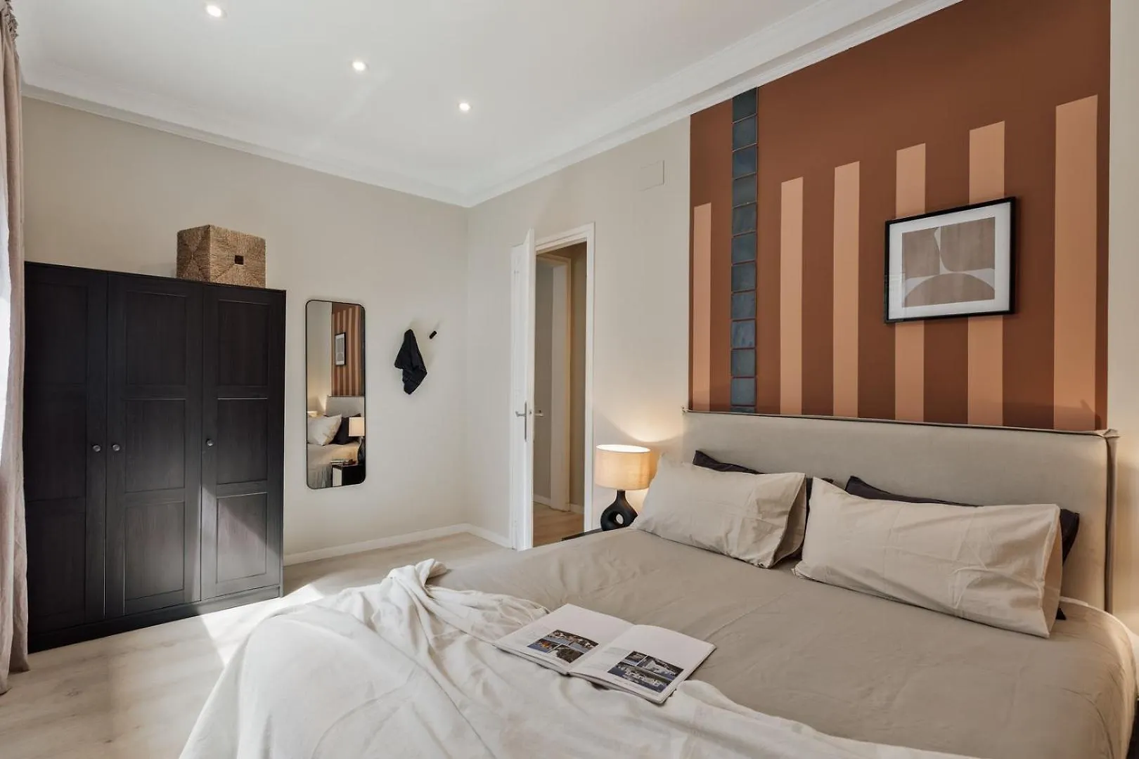 Lejlighed Cember - 3 Bedrooms And Patio In Sant Gervasi Barcelona Spanien