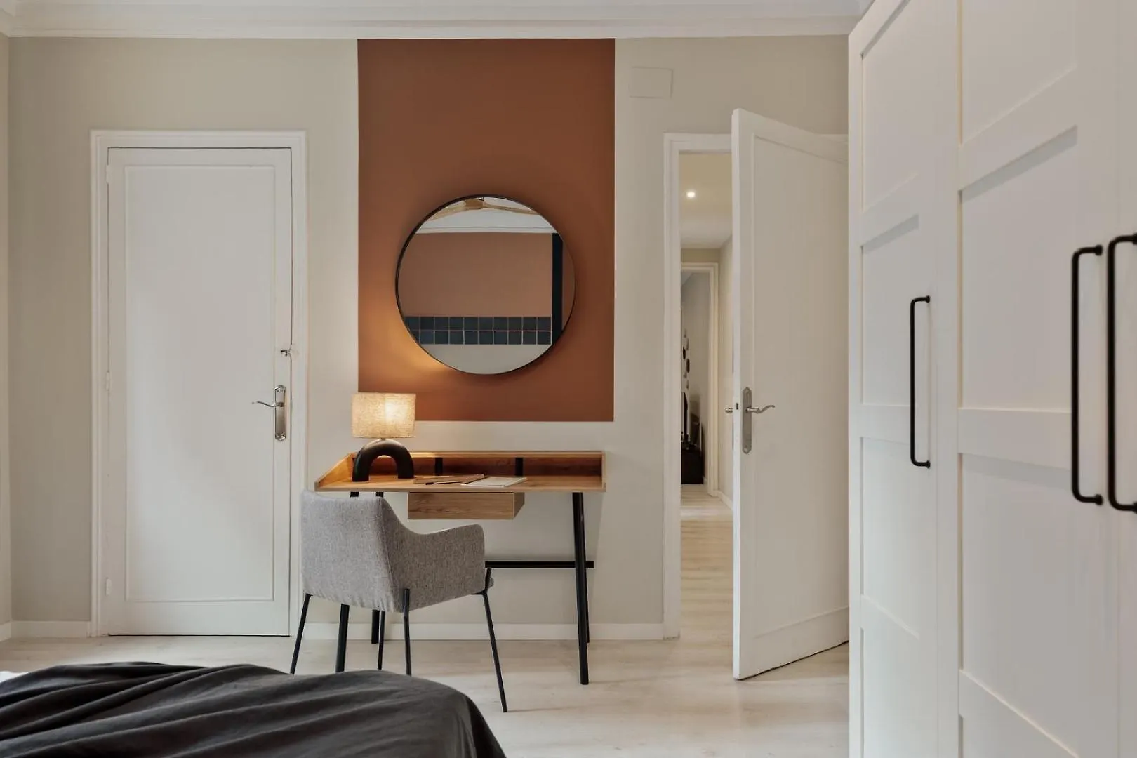 Lejlighed Cember - 3 Bedrooms And Patio In Sant Gervasi Barcelona