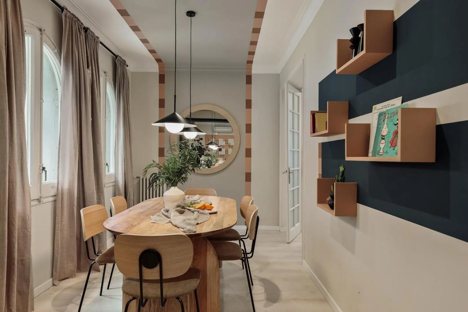 Lejlighed Cember - 3 Bedrooms And Patio In Sant Gervasi Barcelona Spanien